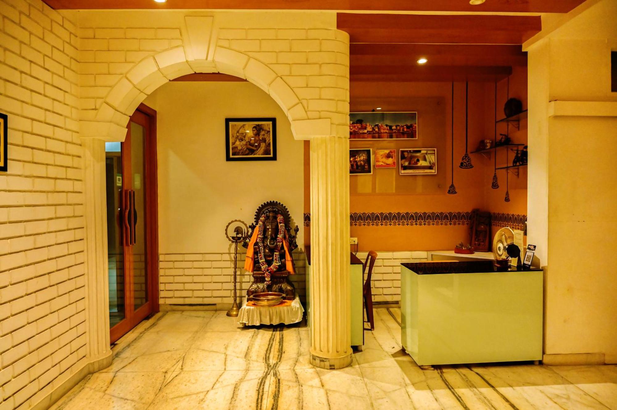 Trimrooms Buddha Varanasi Exterior photo